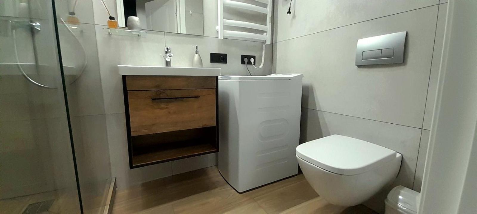 Center apartment Lviv Buitenkant foto