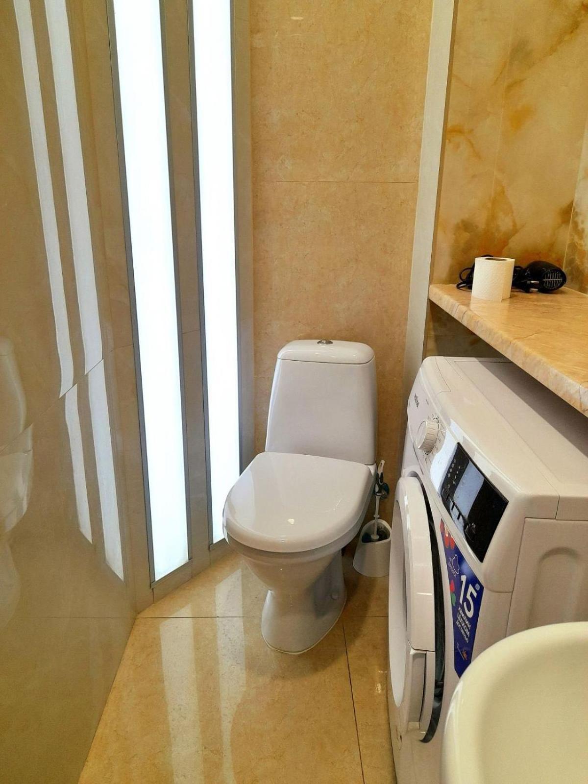 Center apartment Lviv Buitenkant foto