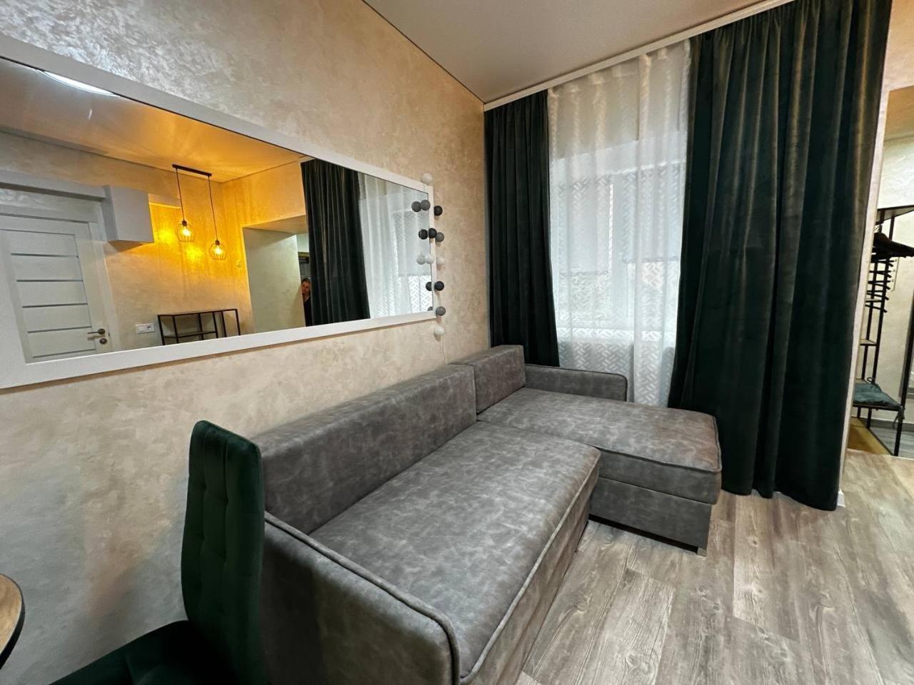Center apartment Lviv Buitenkant foto